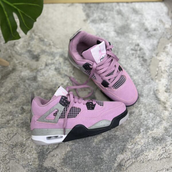 Air Jordan 4 Orchid Pink