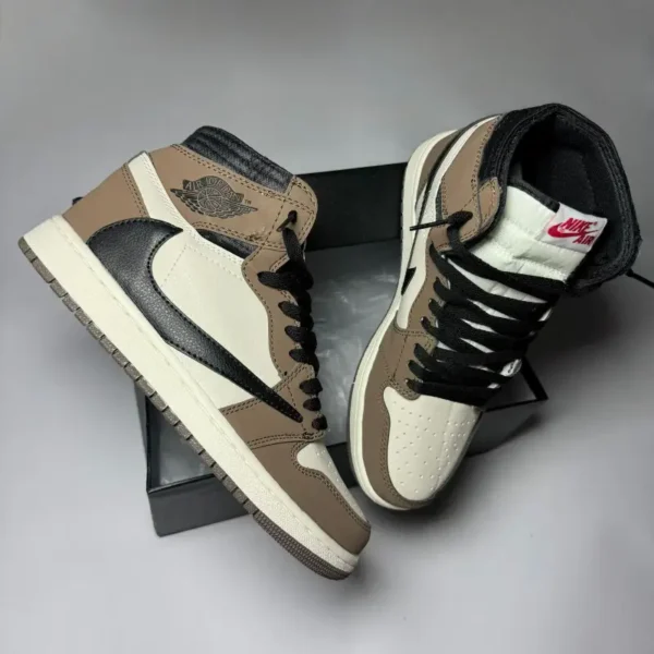 Air jordan retro 1 Travis