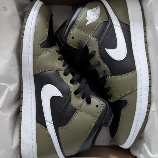 Air Jordan 1 Retro x olive