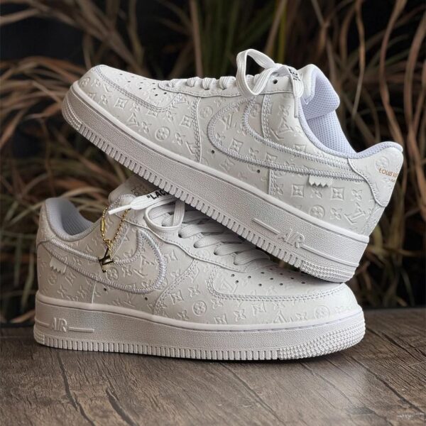 Nike Air For One LV