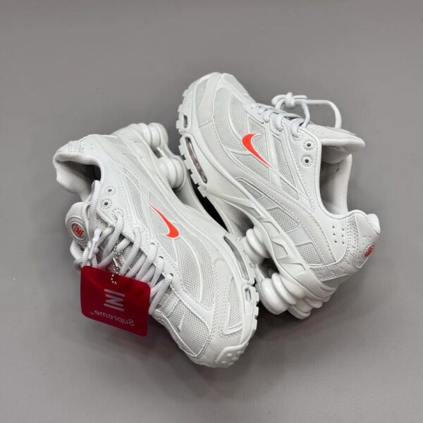 NIKE SHOX GUSANO