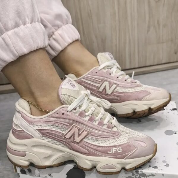 New Balance 1000 letter