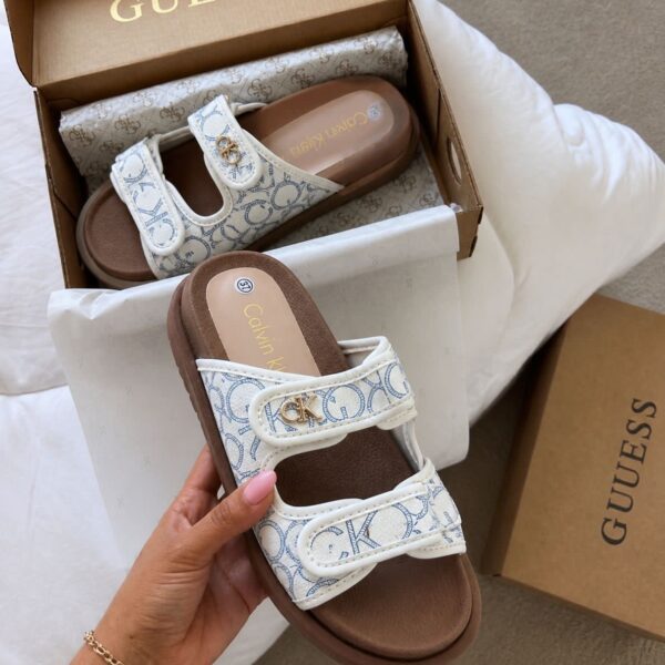 Sandalia Chanel