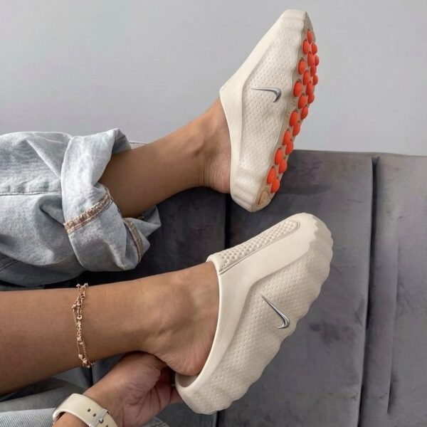Nike MIND