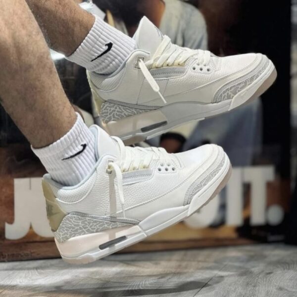 NIKE JORDAN RETRO 3