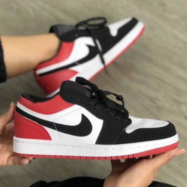 JORDAN RETRO 1