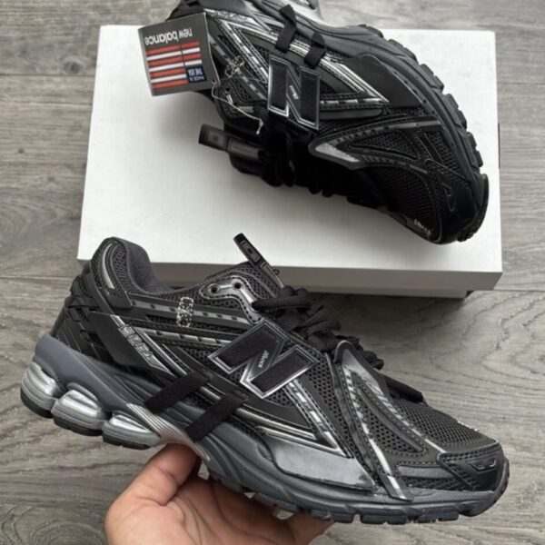 NEW BALANCE 1906