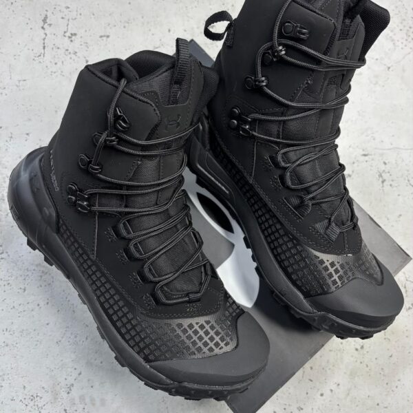 Bota Under