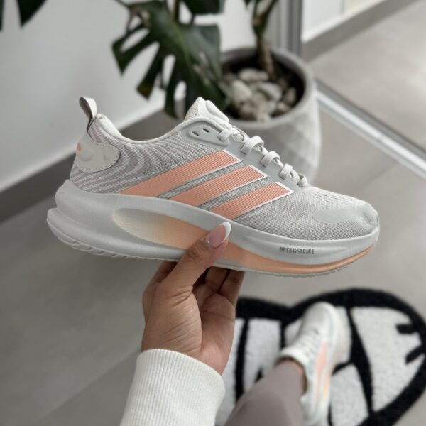 Adidas Supernova